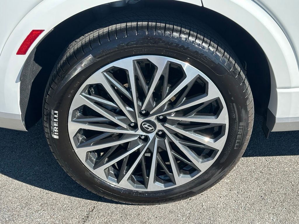 2026 Hyundai Palisade Calligraphy - Photo 9