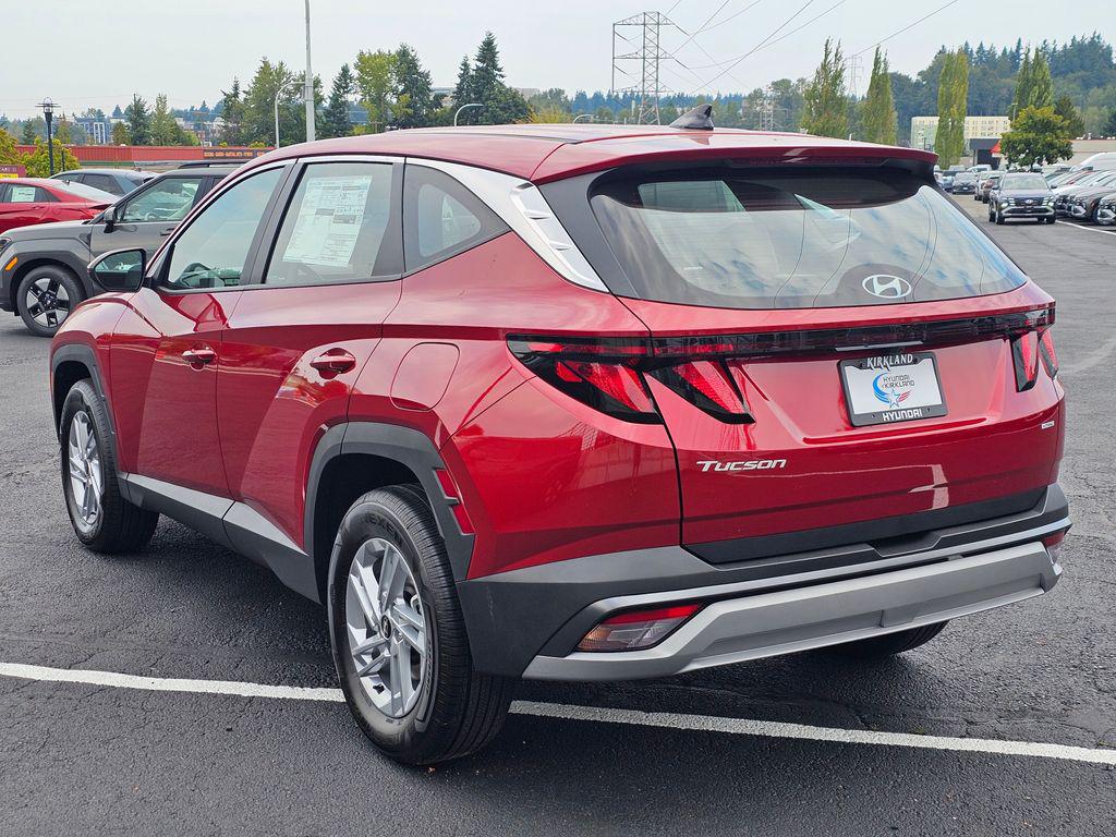 2025 Hyundai Tucson SE - Photo 5