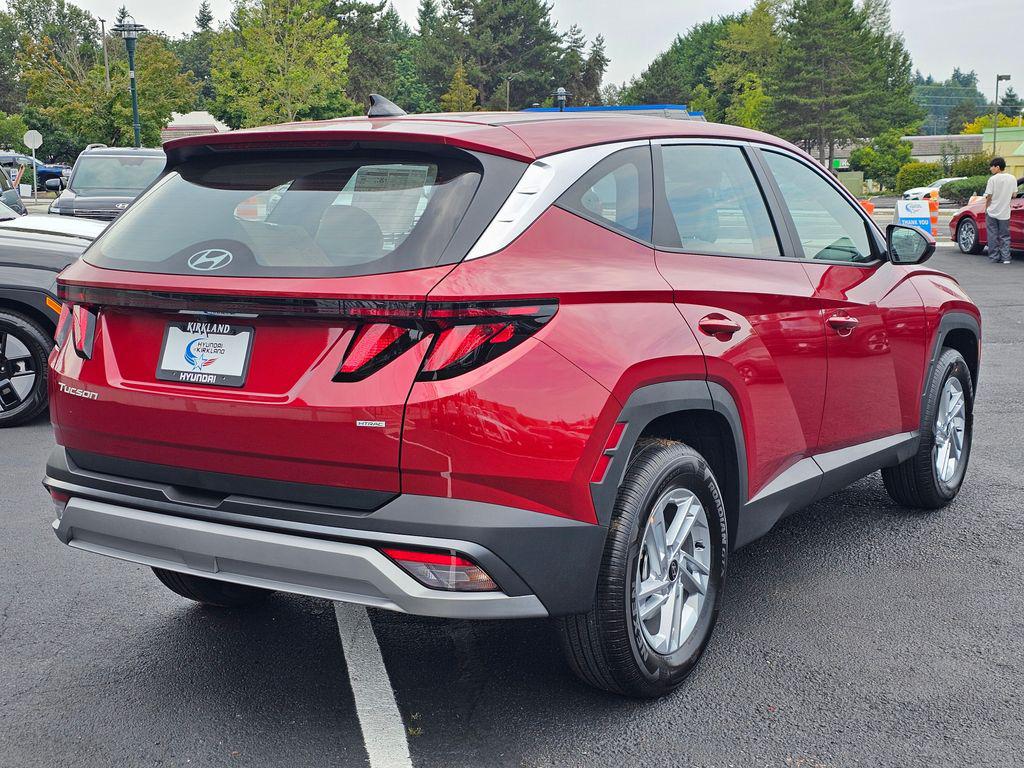 2025 Hyundai Tucson SE - Photo 7
