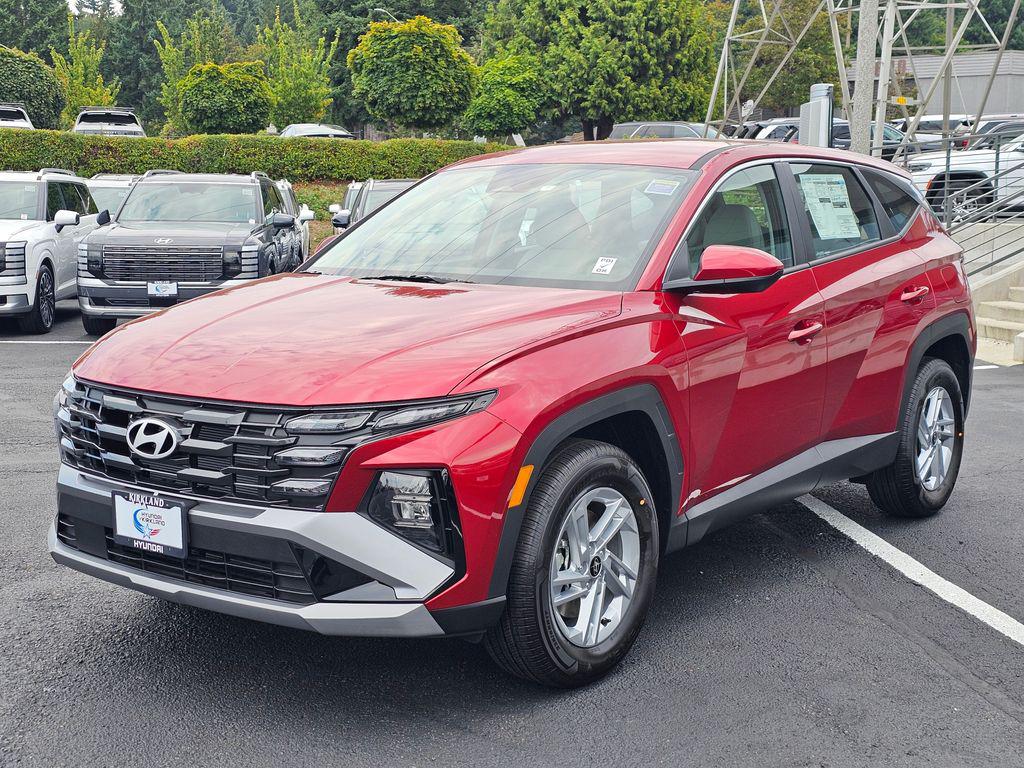 2025 Hyundai Tucson SE - Photo 3