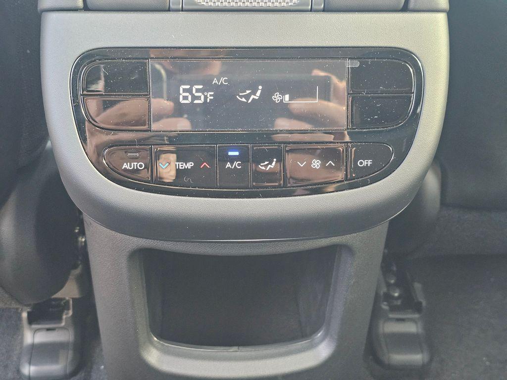 2026 Hyundai IONIQ 9 SE - Photo 19