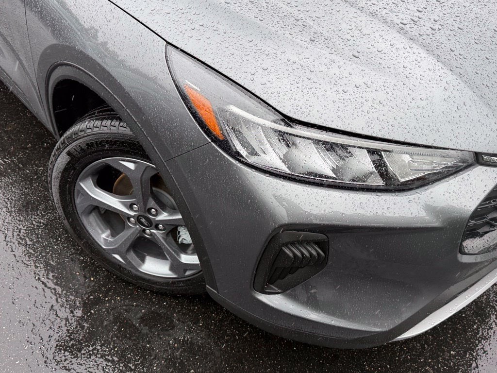 Certified 2025 Ford Escape ST-Line SUV