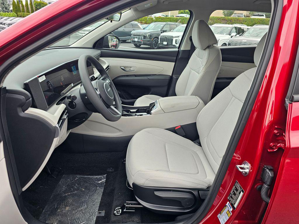 2025 Hyundai Tucson SE - Photo 20