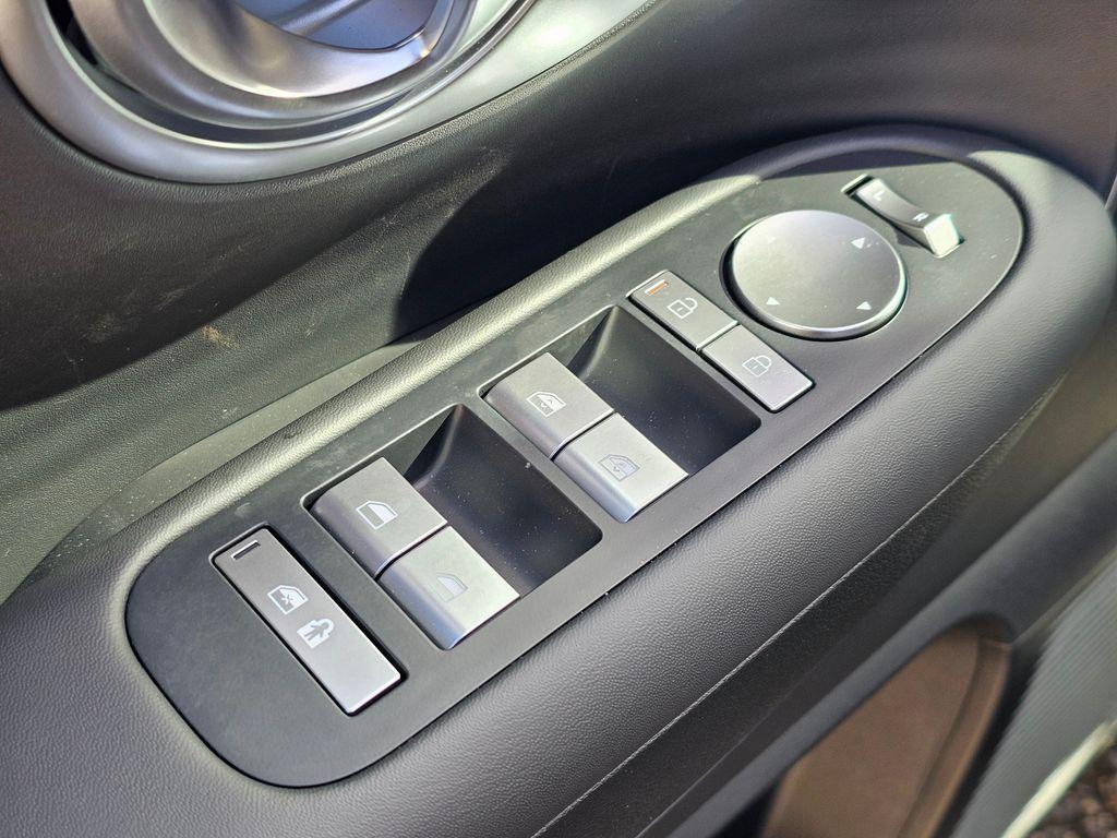 2026 Hyundai IONIQ 9 SE - Photo 24