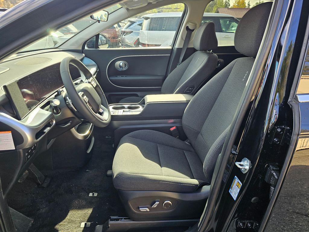 2026 Hyundai IONIQ 9 SE - Photo 23