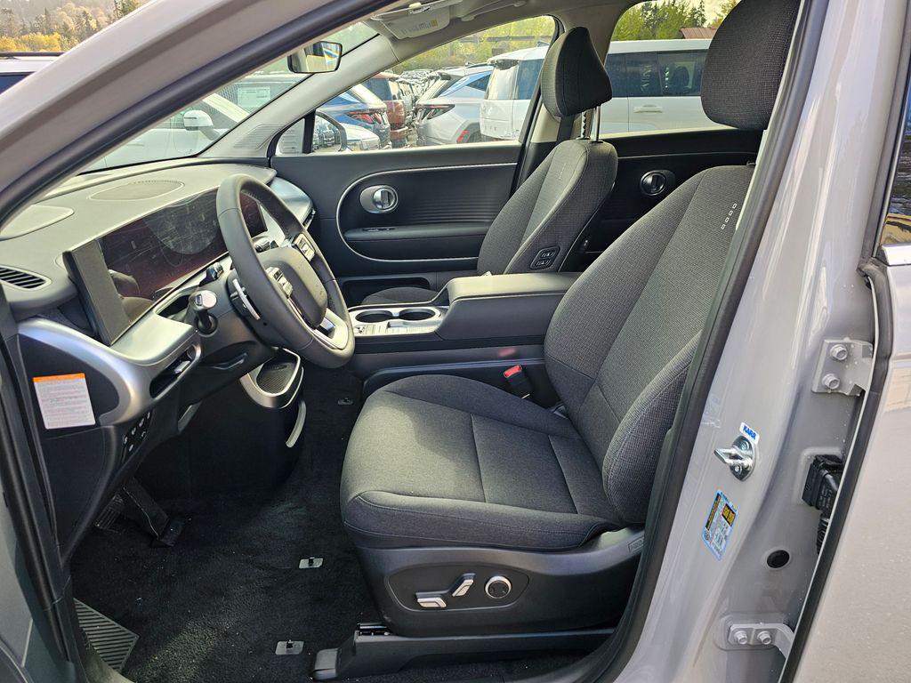 2026 Hyundai IONIQ 9 SE - Photo 23