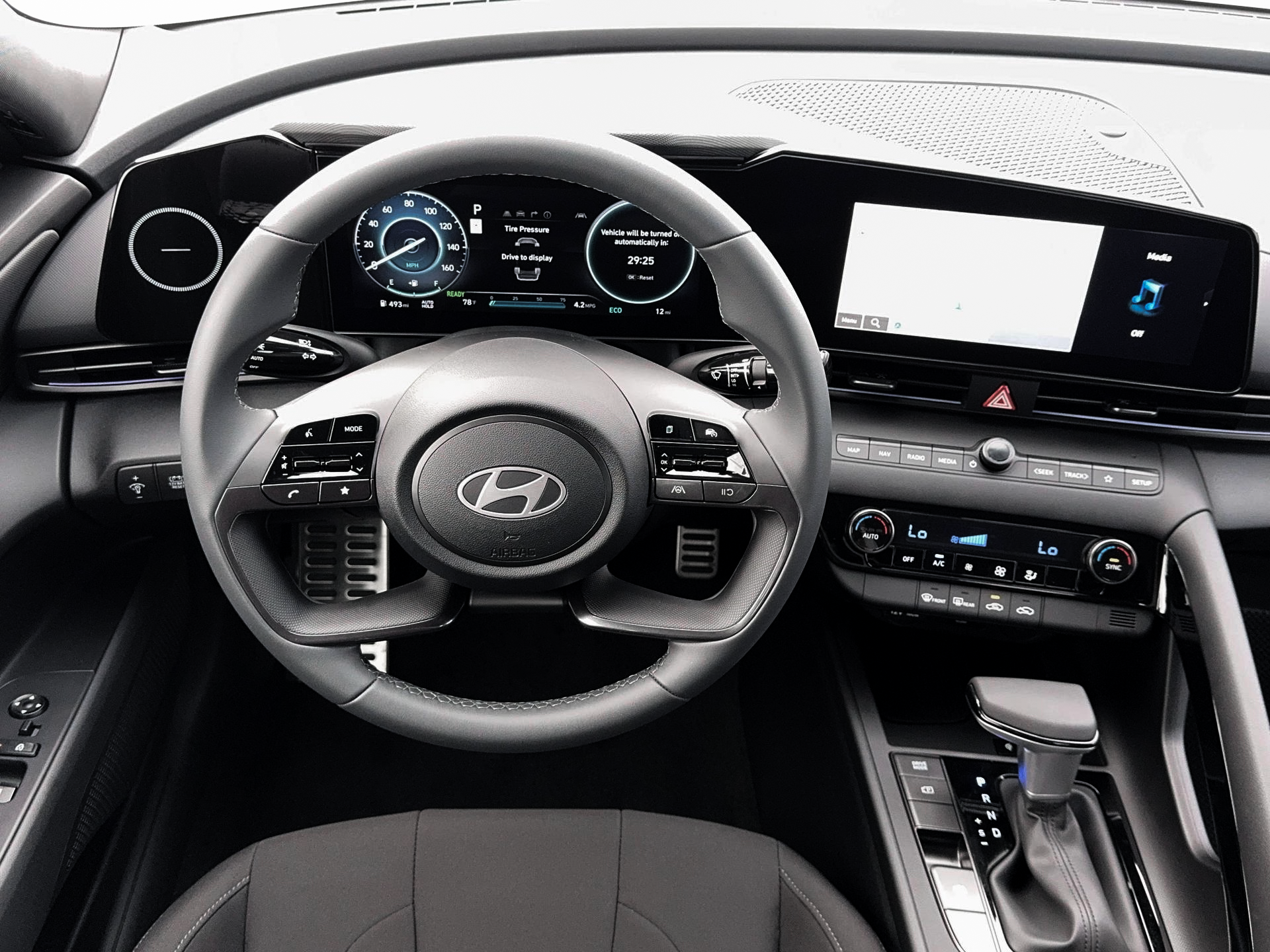 2026 Hyundai Elantra Blue - Photo 17