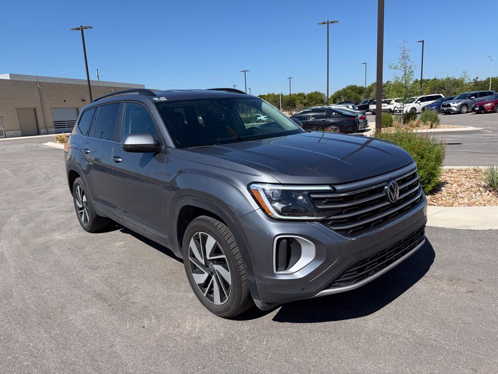 Used 2025 Volkswagen Atlas 2.0T SE w/Technology SUV