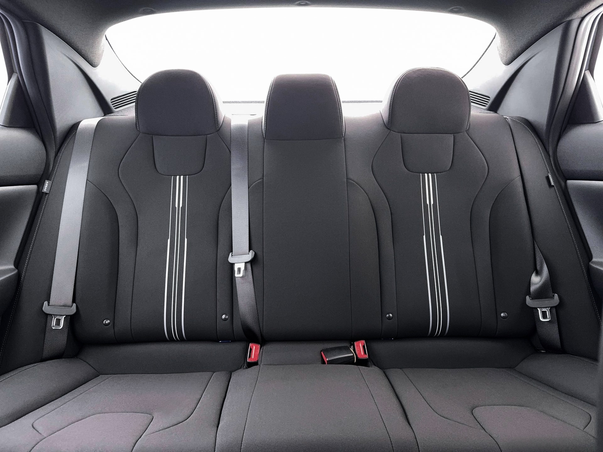 2026 Hyundai Elantra Blue - Photo 16