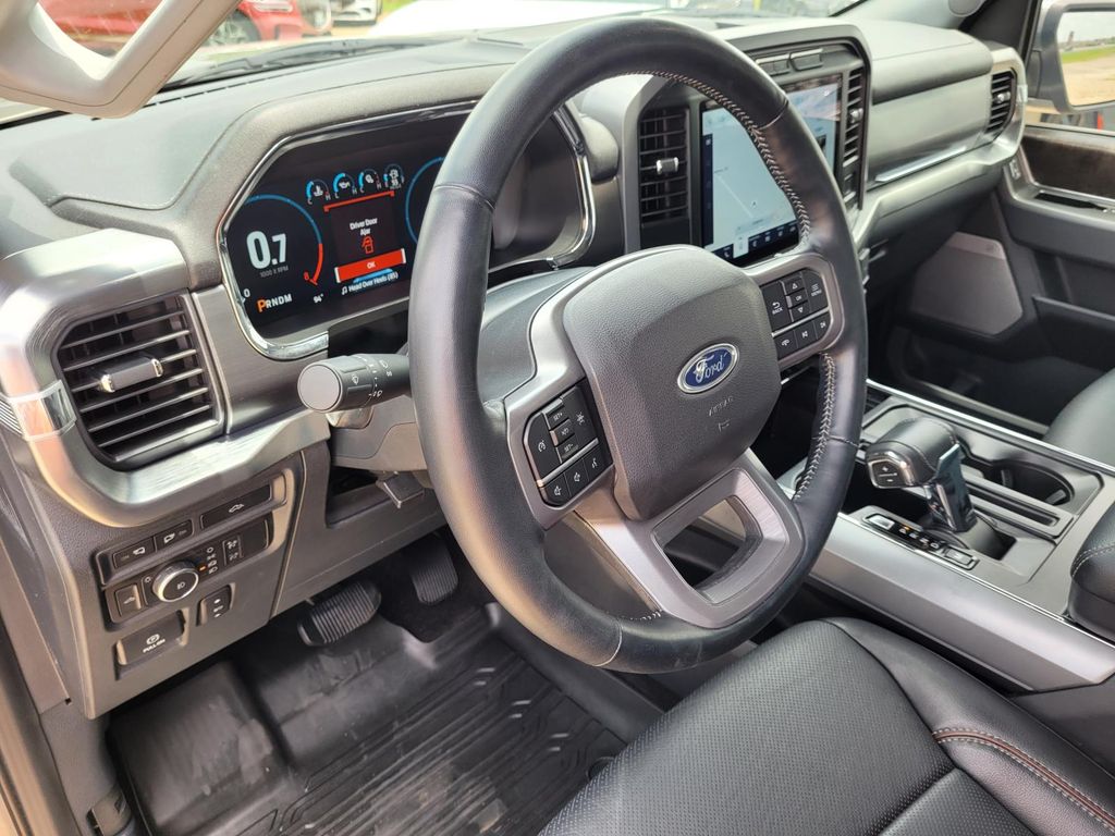 2022 Ford F-150 Lariat - Photo 10