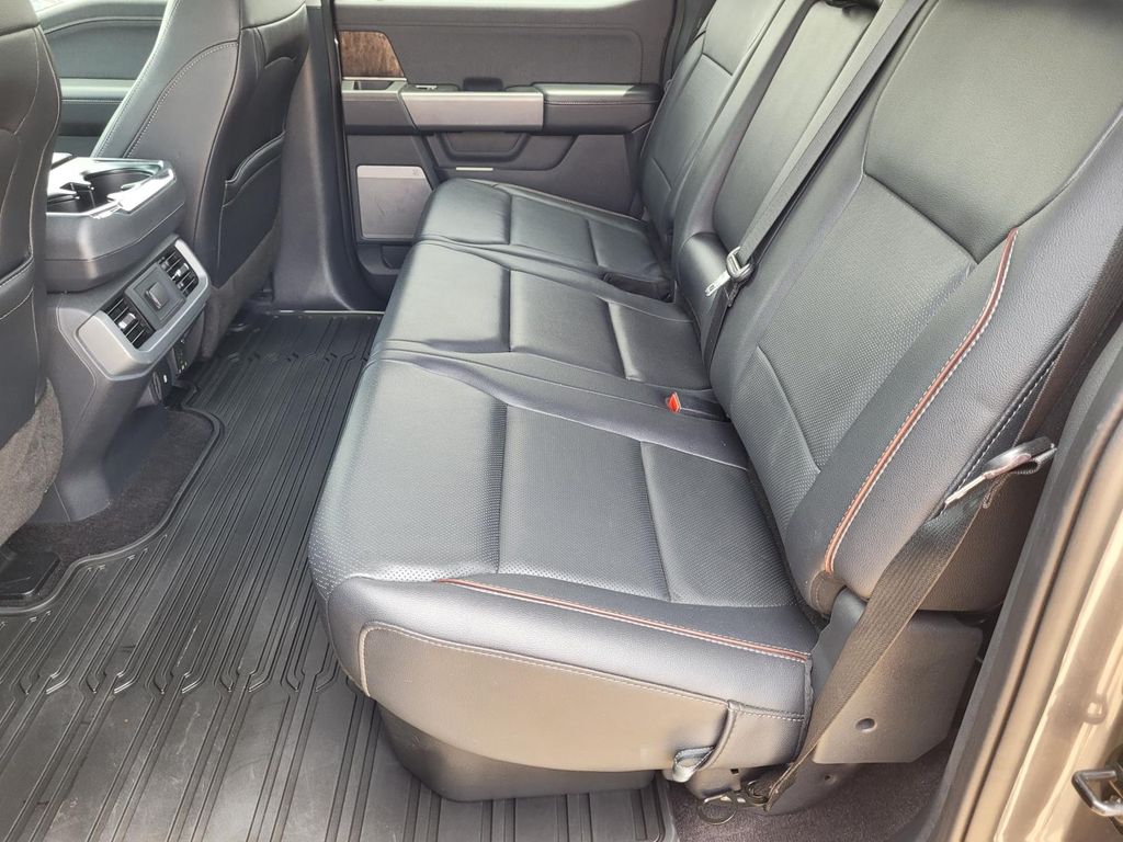 2022 Ford F-150 Lariat - Photo 13