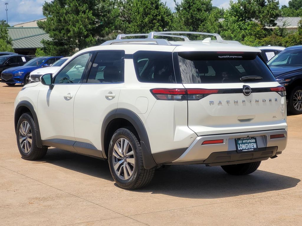 2023 Nissan Pathfinder SL - Photo 6