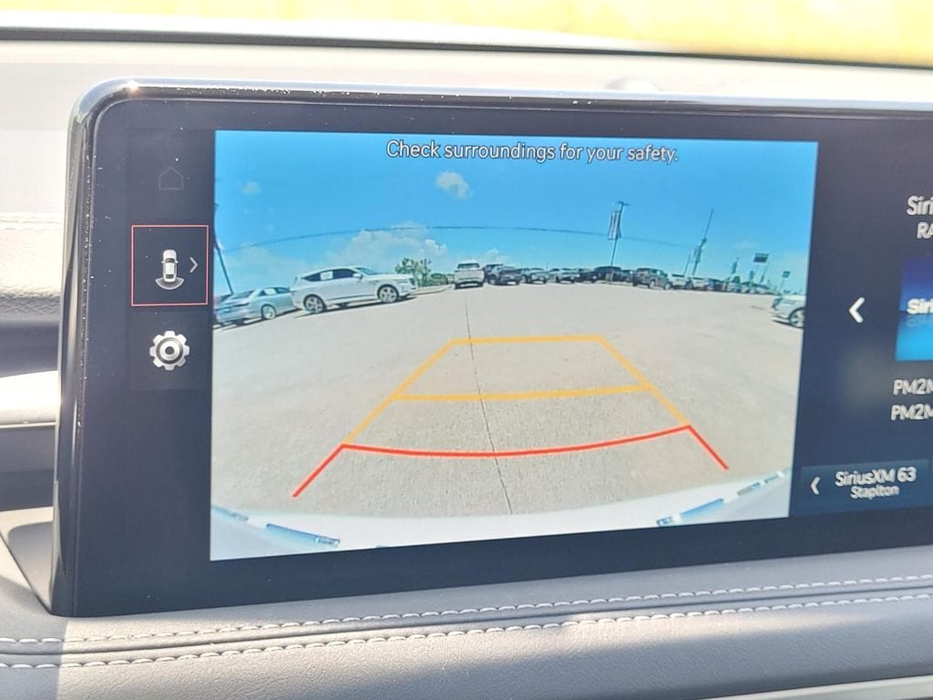 2025 GENESIS G70 Standard - Photo 21