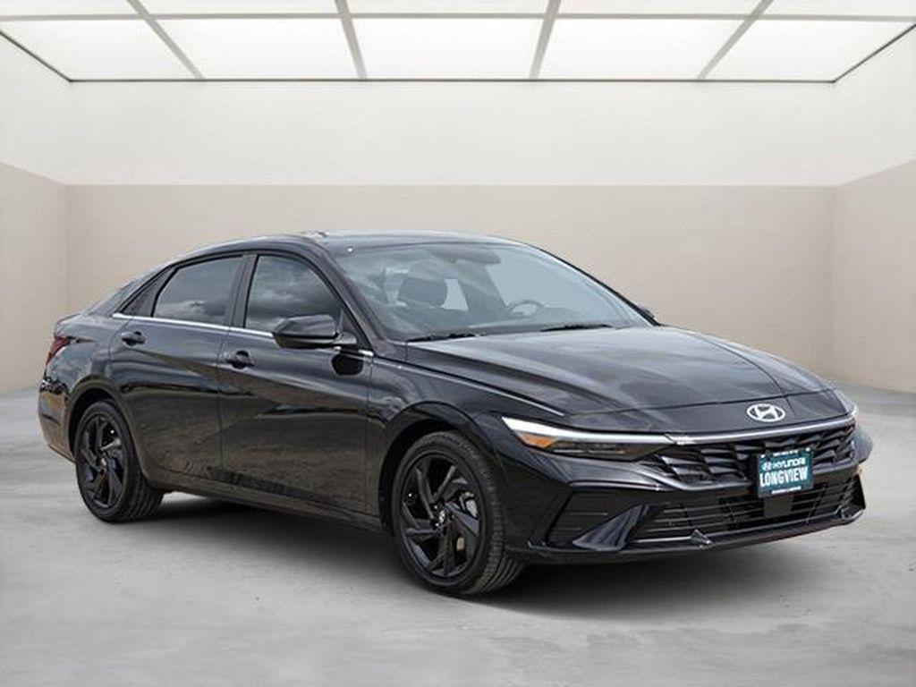 New 2026 Hyundai Elantra SEL Sport Sedan