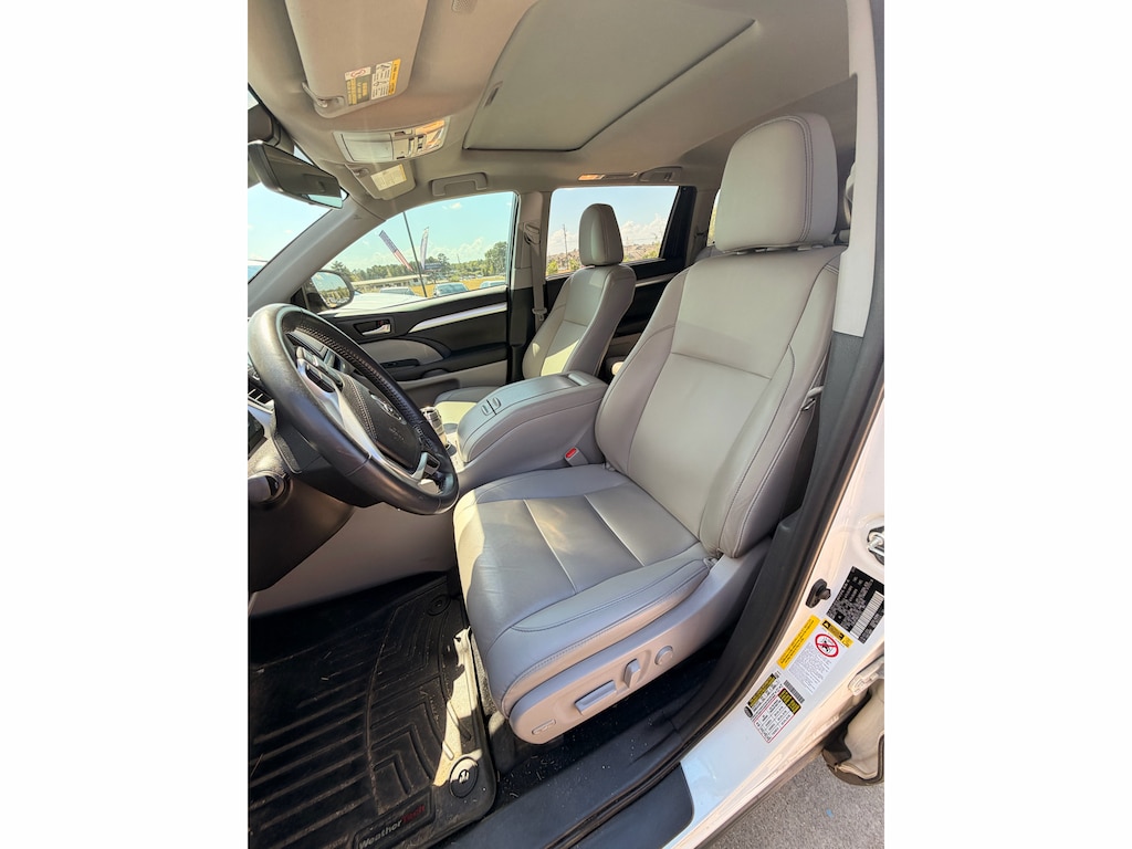 Used 2019 Toyota Highlander XLE SUV