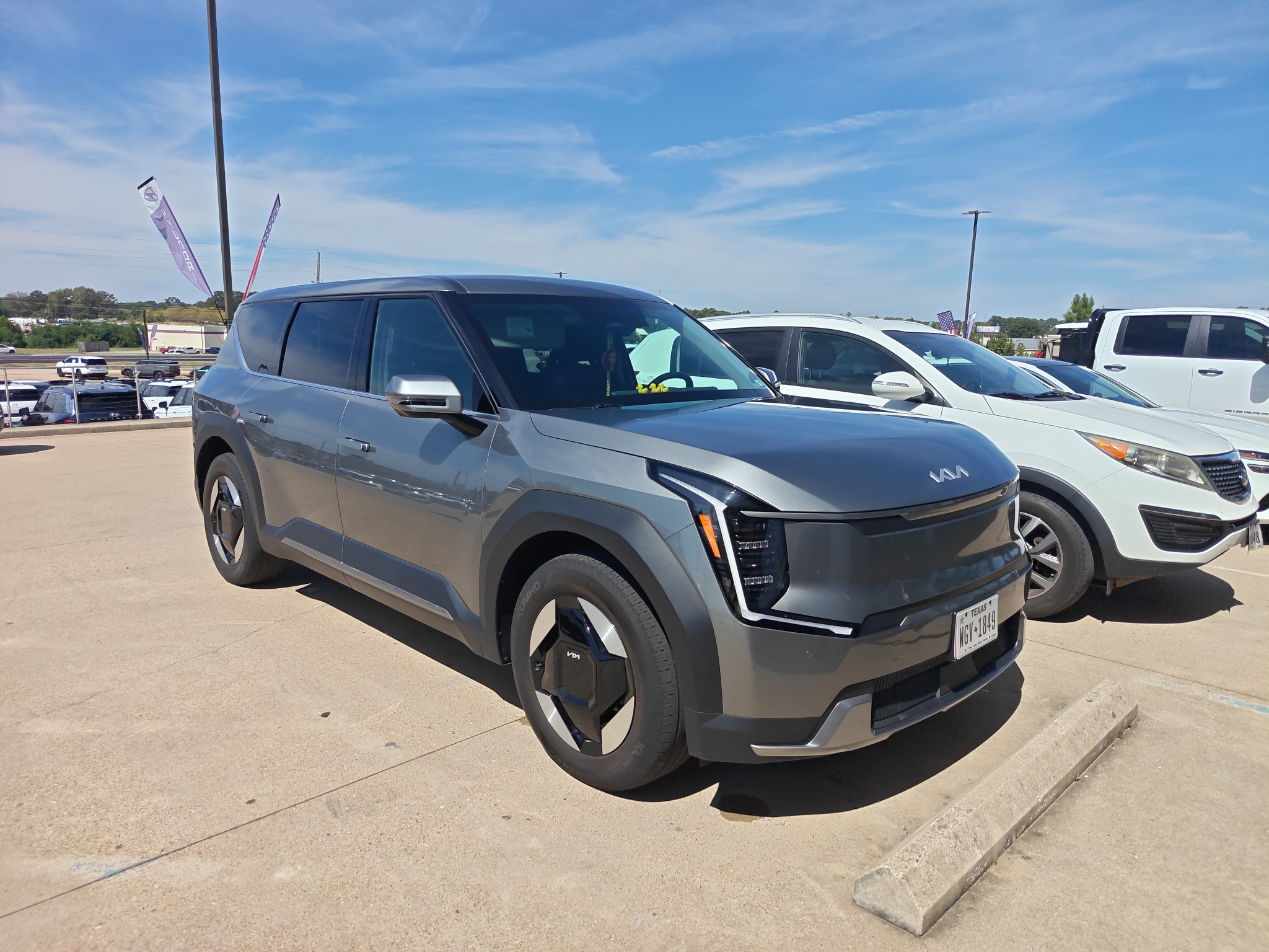 Used 2024 Kia EV9 Light Long Range SUV