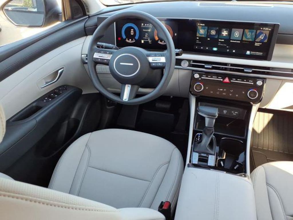 New 2026 Hyundai Tucson SEL Plus FWD SUV