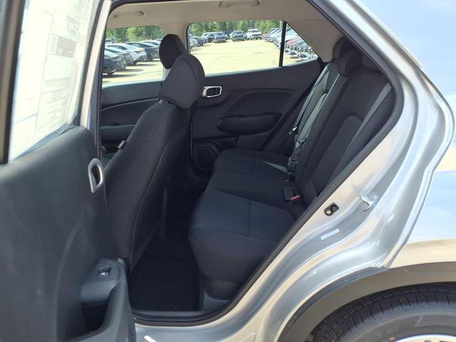 2026 Hyundai Venue SE - Photo 16