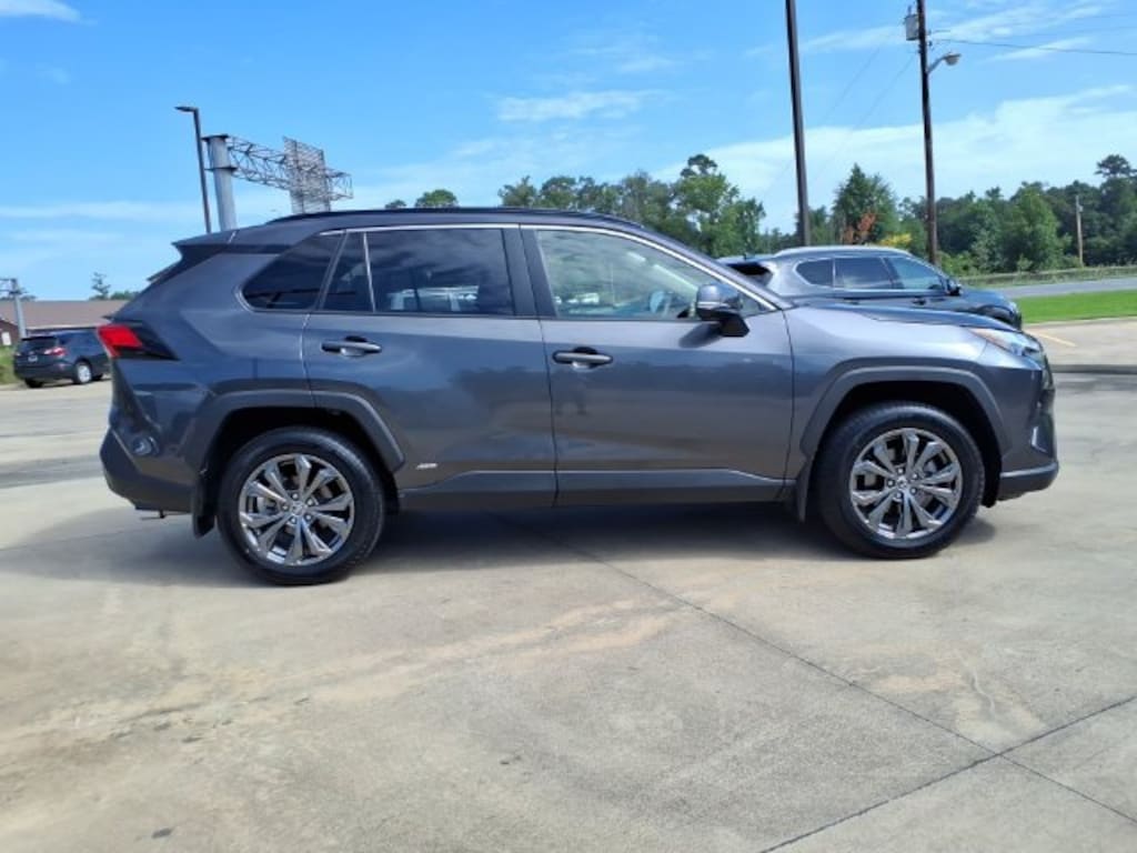 Used 2025 Toyota RAV4 Hybrid XLE Premium Hybrid XLE Premium AWD
