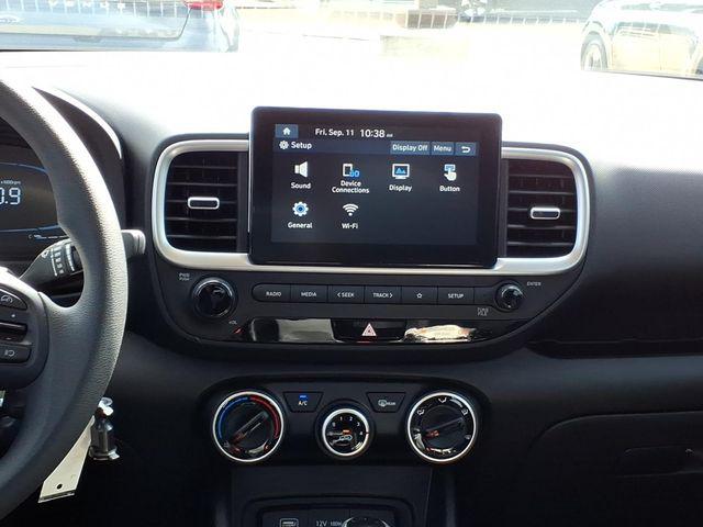 2026 Hyundai Venue SE - Photo 14