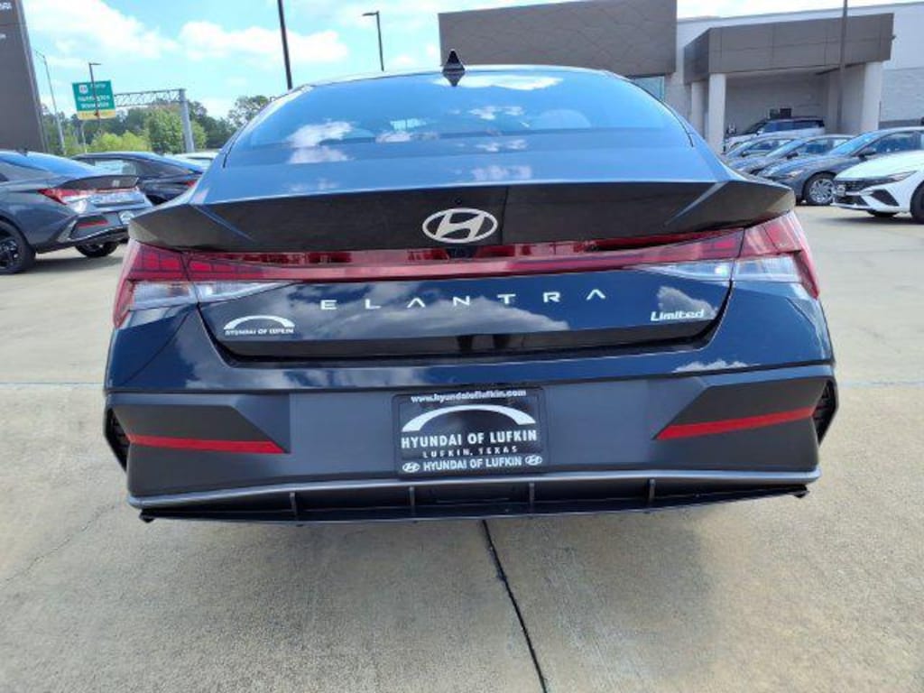 New 2026 Hyundai Elantra Limited Sedan
