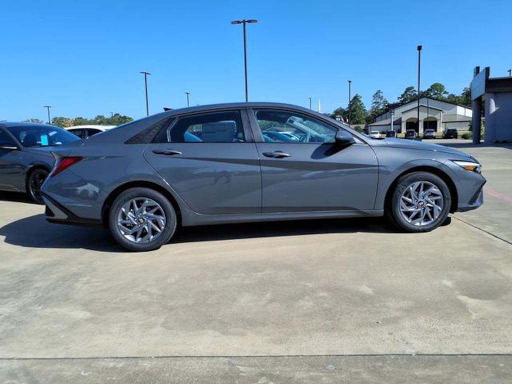 New 2026 Hyundai Elantra Hybrid Blue Sedan