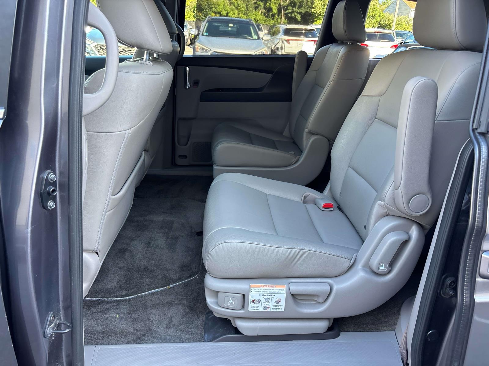 2015 Honda Odyssey EX-L - Photo 9