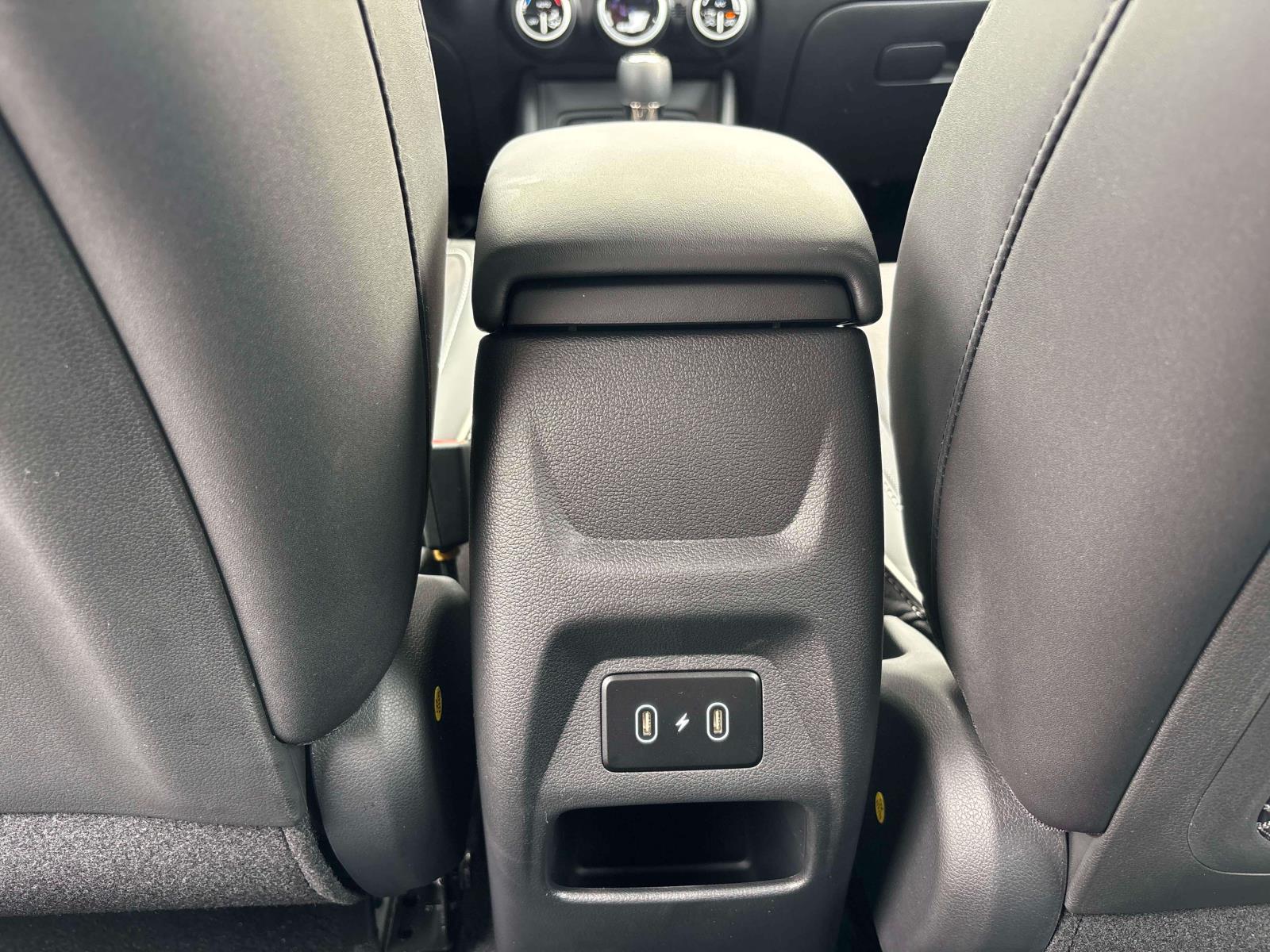 2026 Hyundai Venue SEL - Photo 11