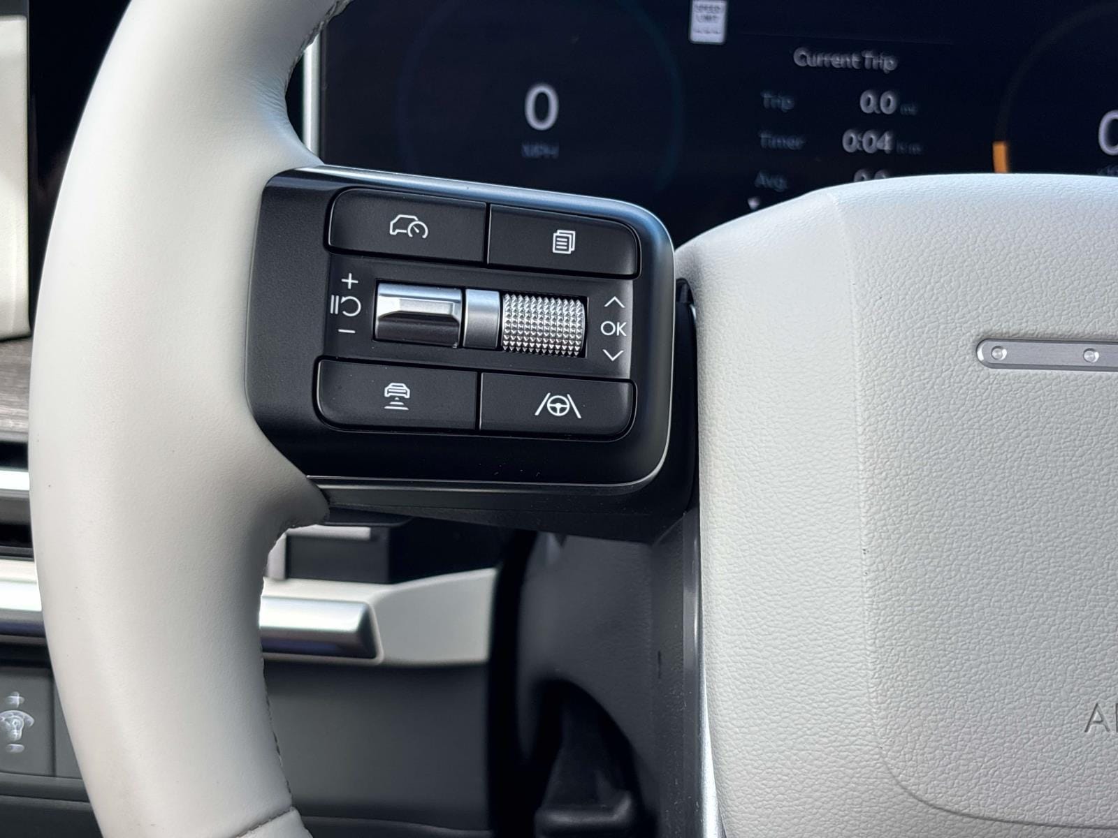 2024 Hyundai Santa Fe Limited - Photo 32