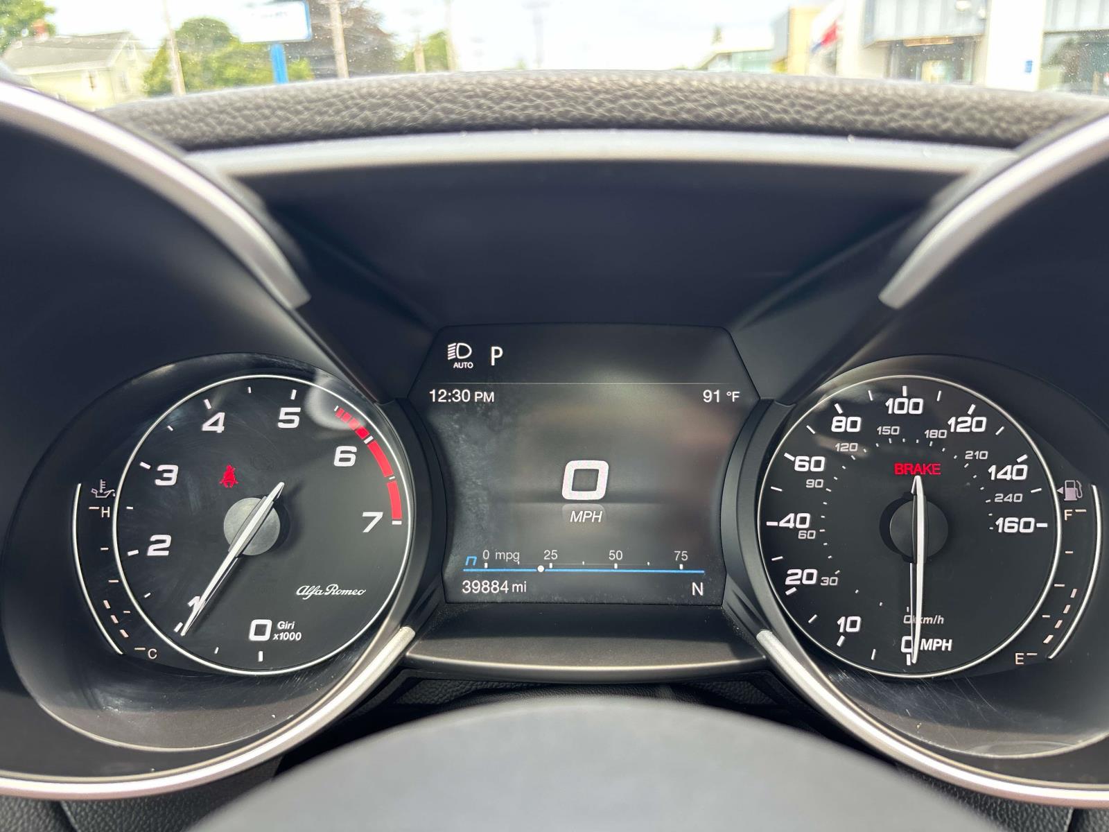 2022 Alfa Romeo Giulia Ti Veloce - Photo 19