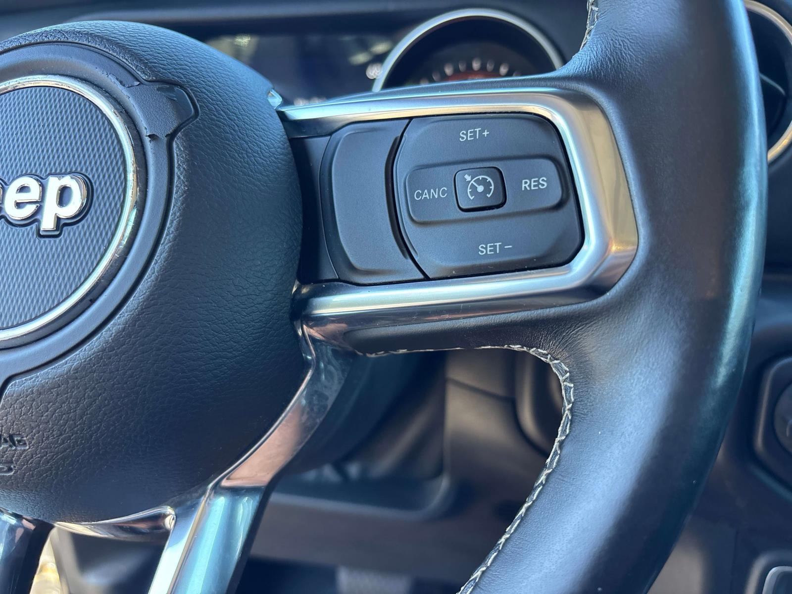 2020 Jeep Gladiator Overland - Photo 15