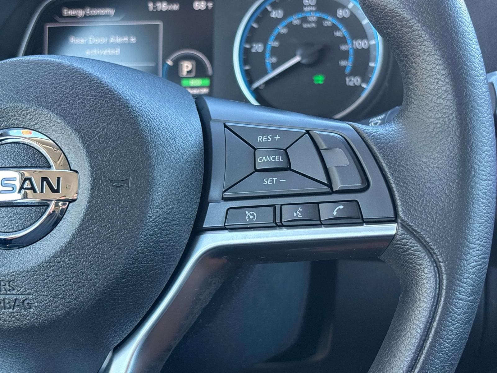 2021 Nissan Leaf S - Photo 18