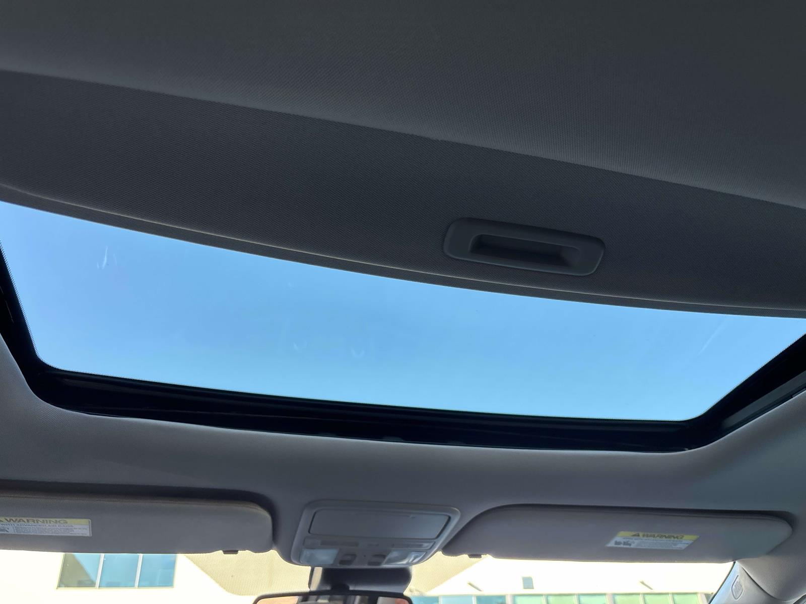 2015 Honda Odyssey EX-L - Photo 12