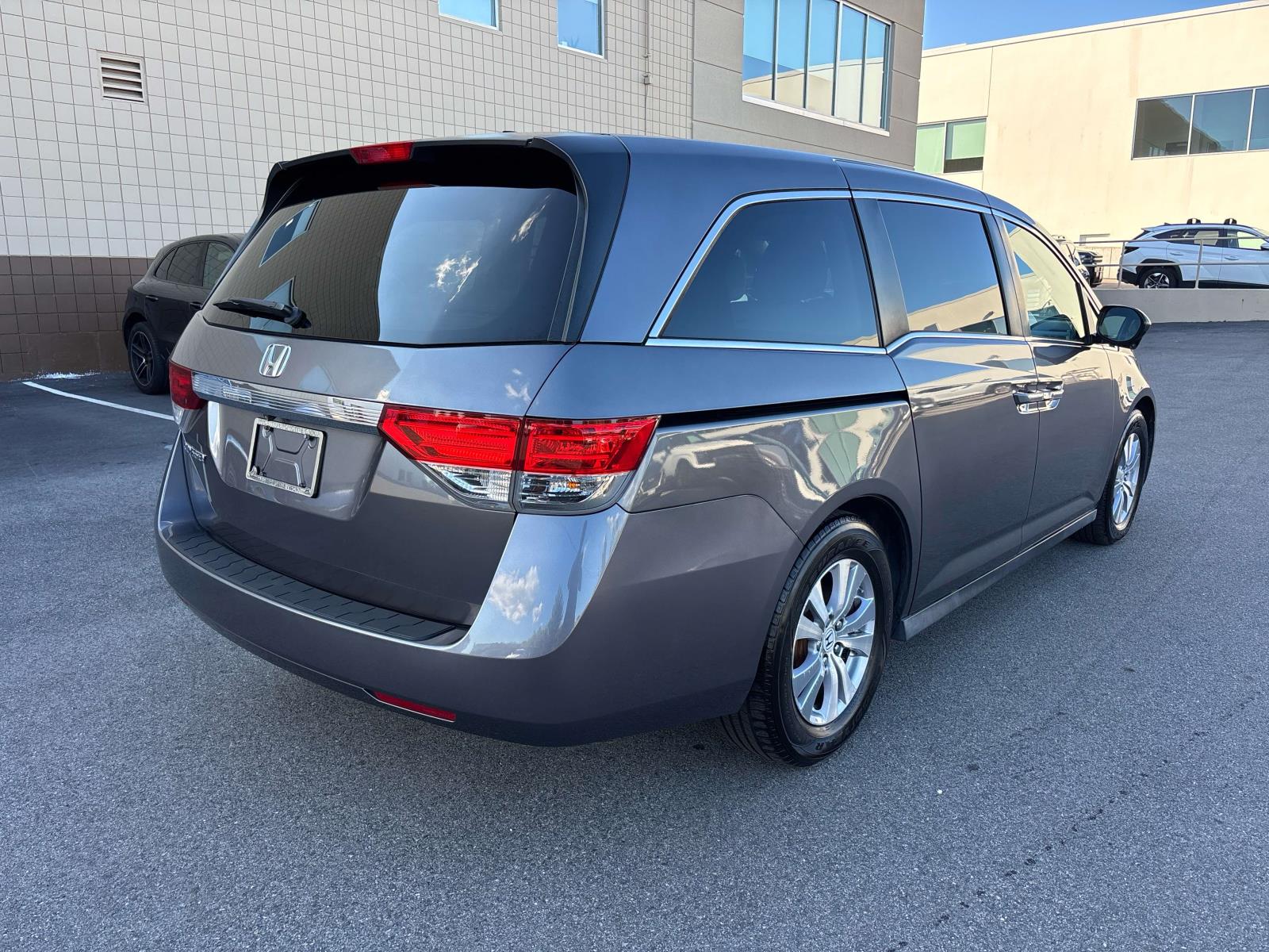 2015 Honda Odyssey EX-L - Photo 5