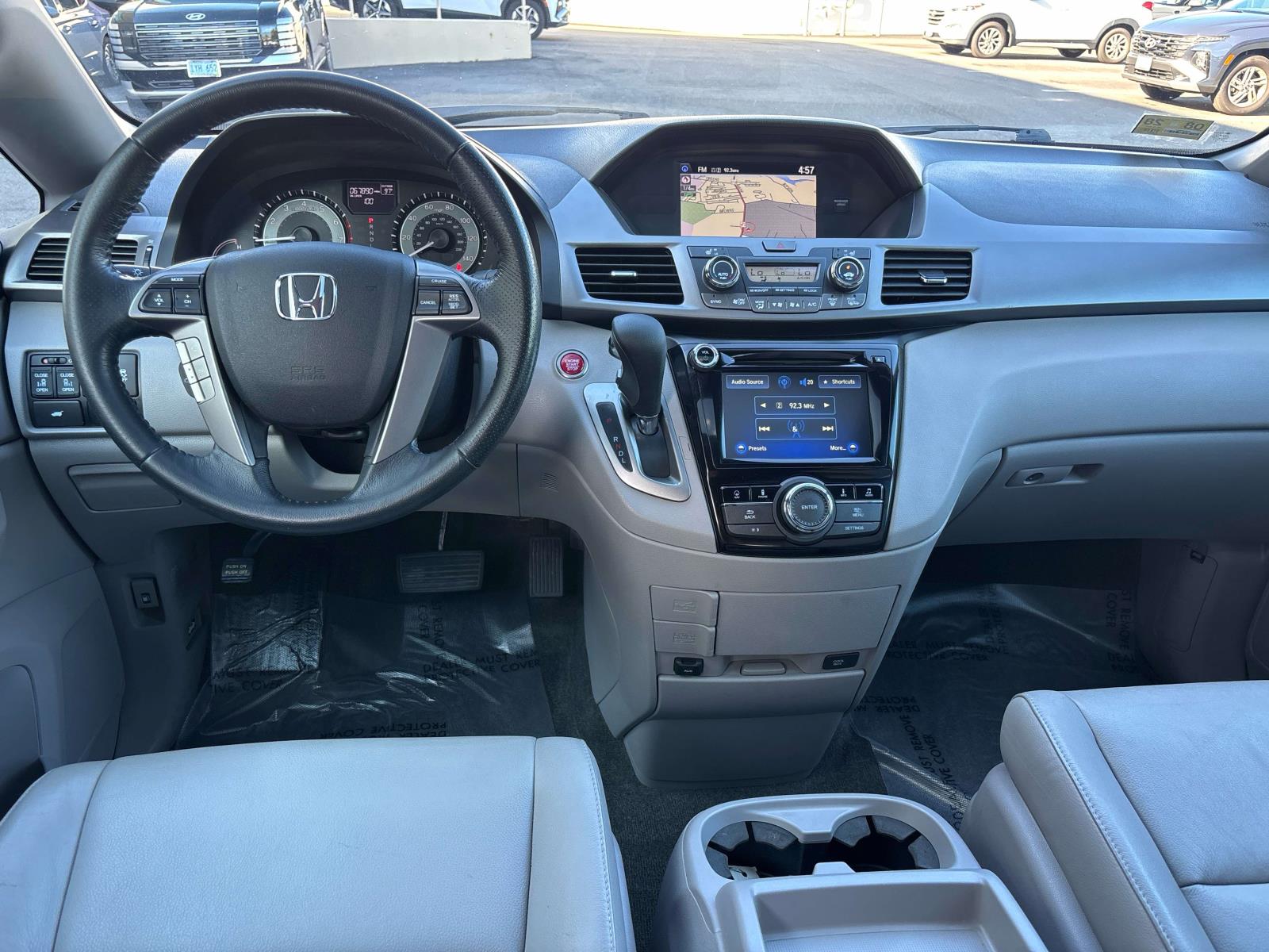 2015 Honda Odyssey EX-L - Photo 11