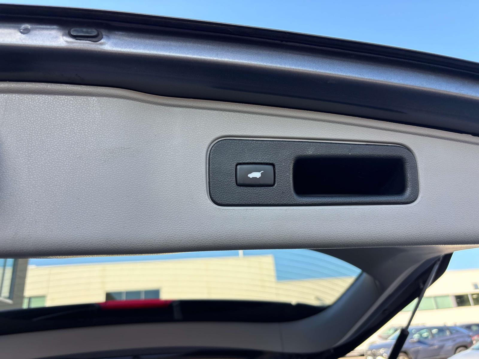 2015 Honda Odyssey EX-L - Photo 16
