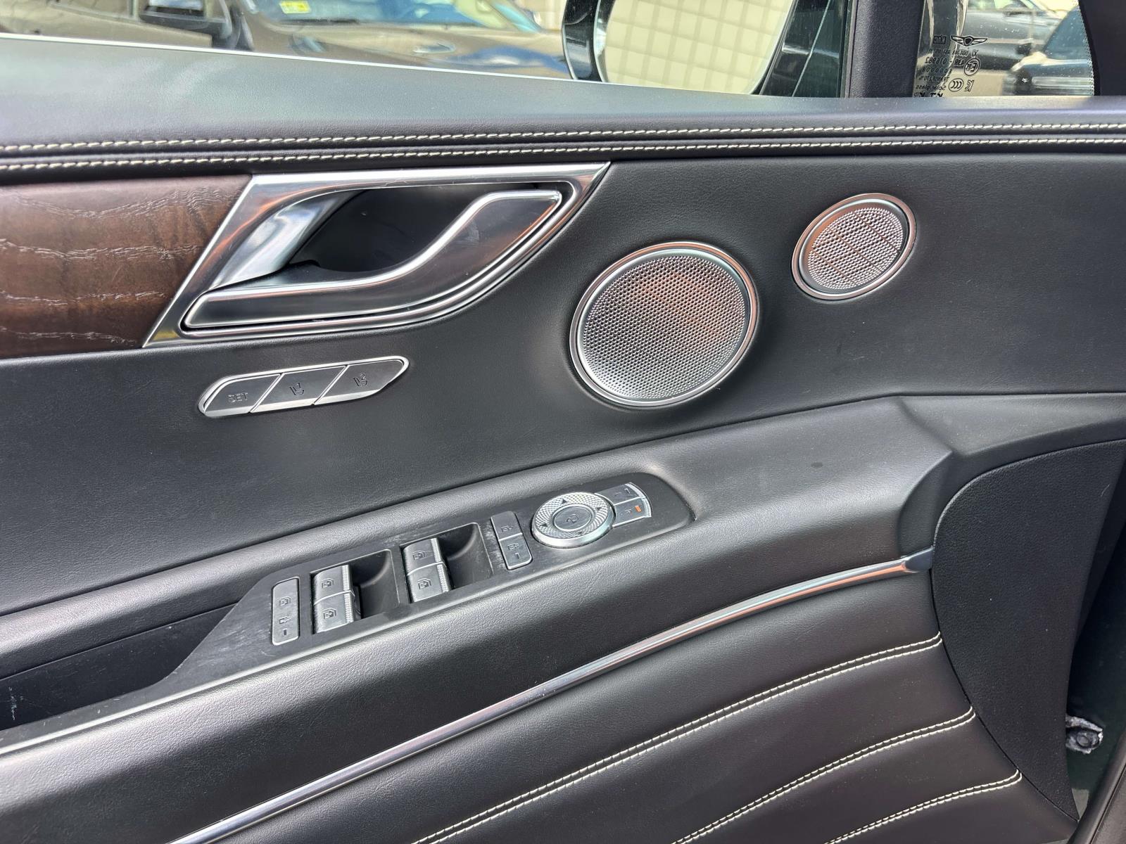 2022 GENESIS GV80 Standard - Photo 17