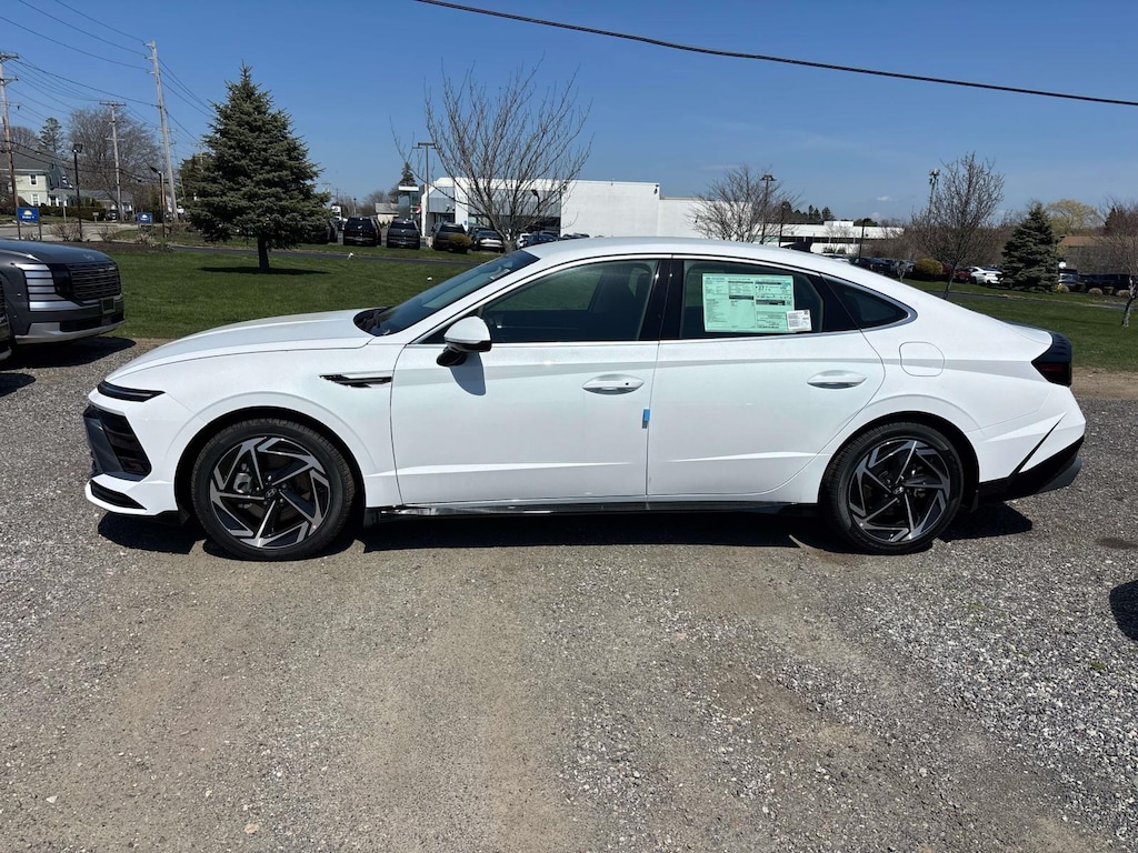 New 2026 Hyundai Sonata SEL Sport Car