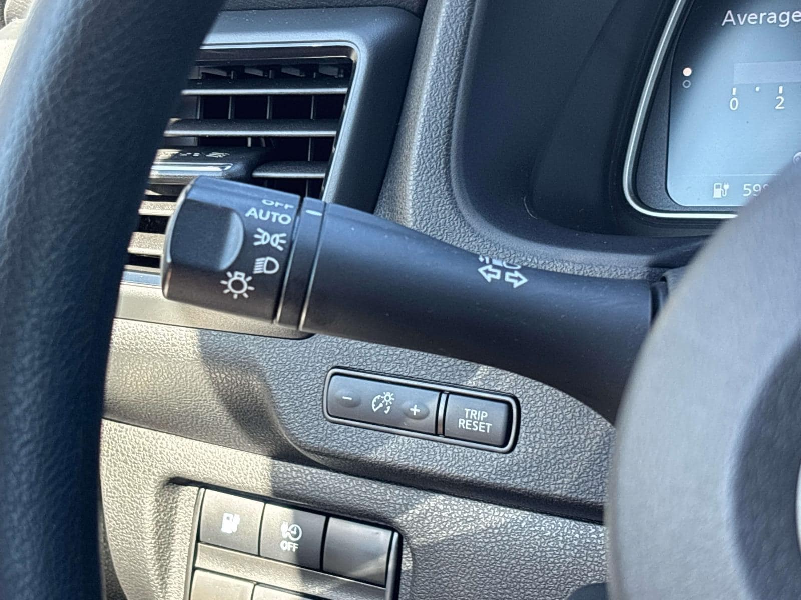 2021 Nissan Leaf S - Photo 24