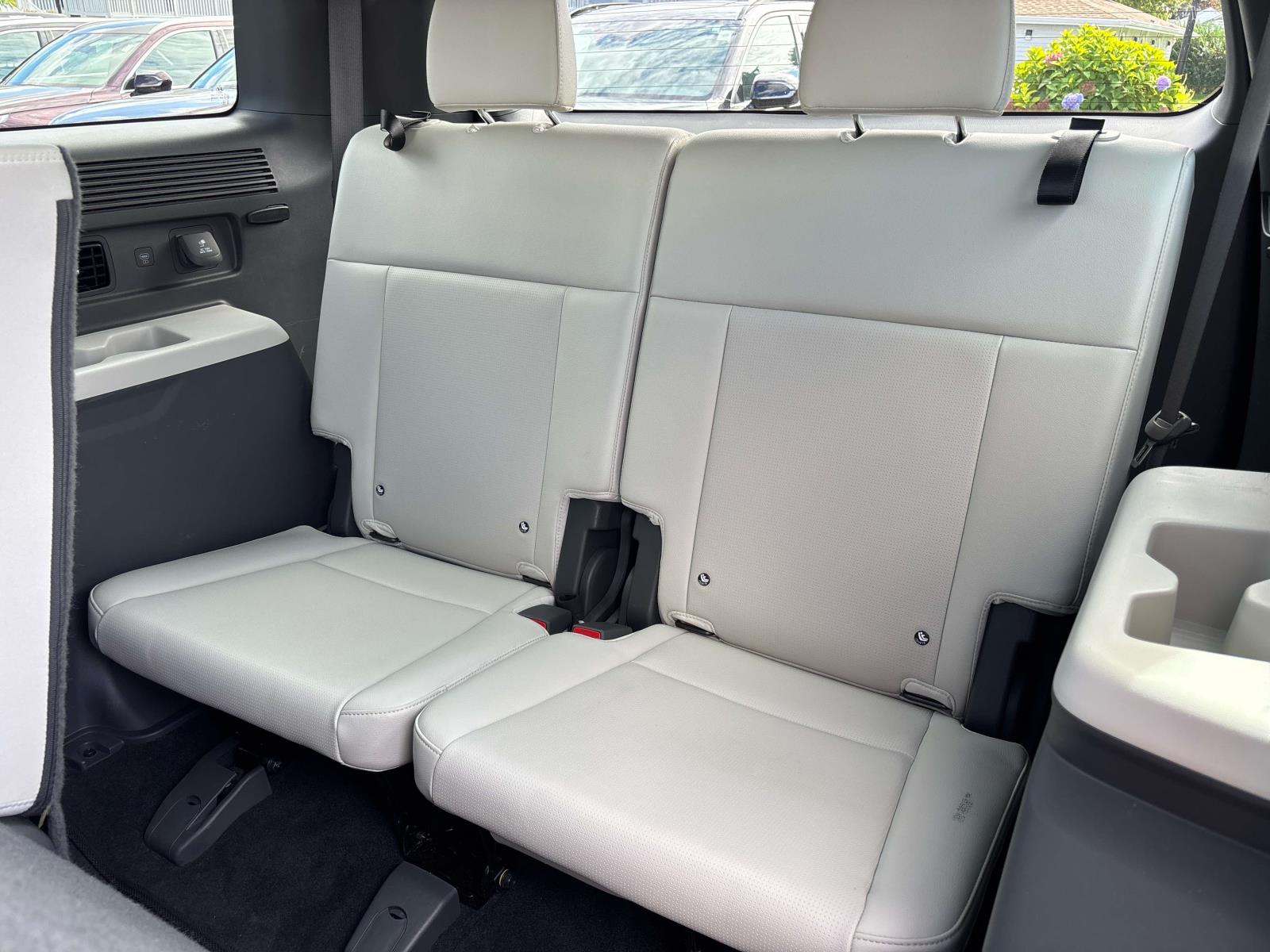 2024 Hyundai Santa Fe Limited - Photo 16