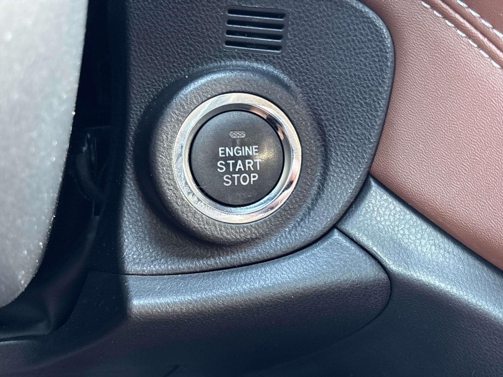 2020 Subaru Outback Touring - Photo 29