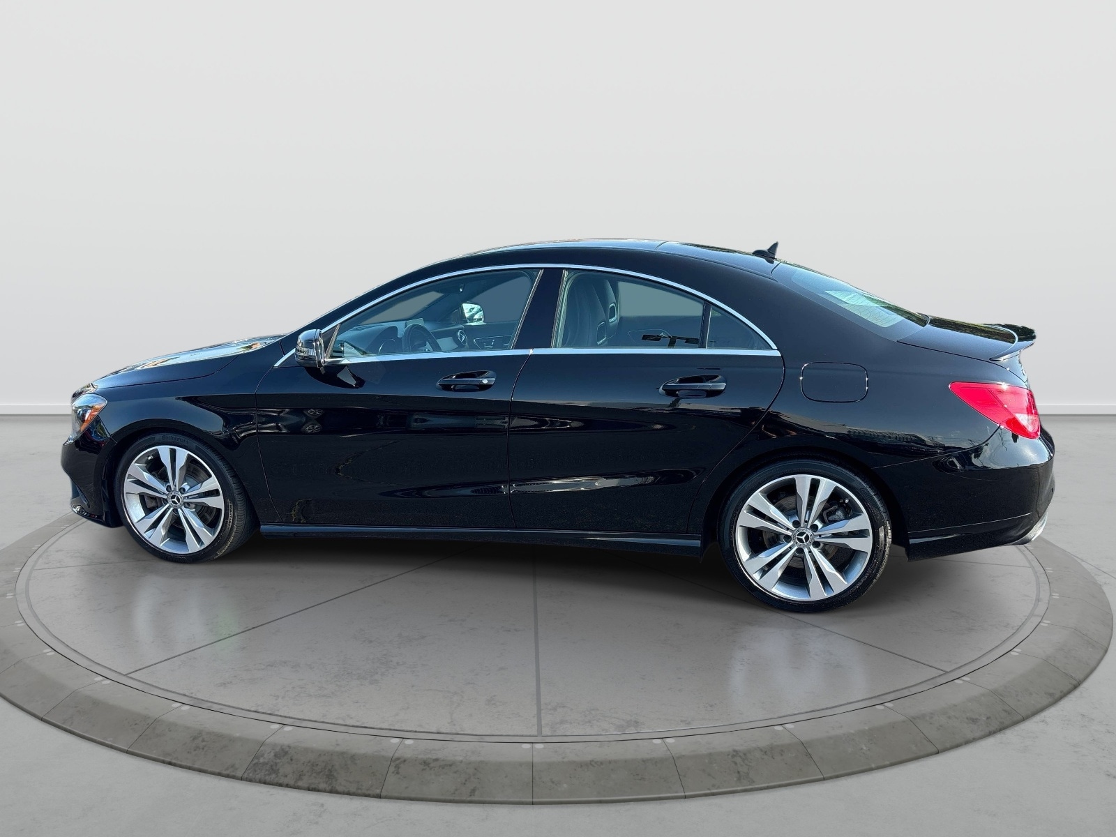 Used 2018 Mercedes-Benz CLA CLA250 with VIN WDDSJ4GB2JN679865 for sale in Middletown, RI