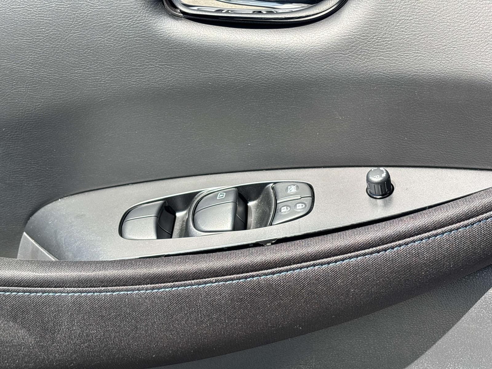 2021 Nissan Leaf S - Photo 15