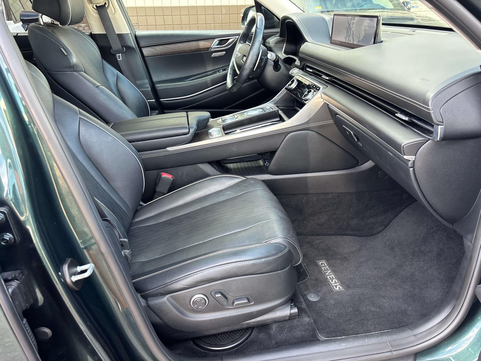 2022 GENESIS GV80 Standard - Photo 16