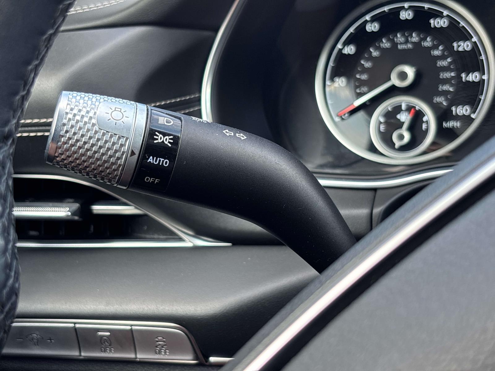 2022 GENESIS GV80 Standard - Photo 28