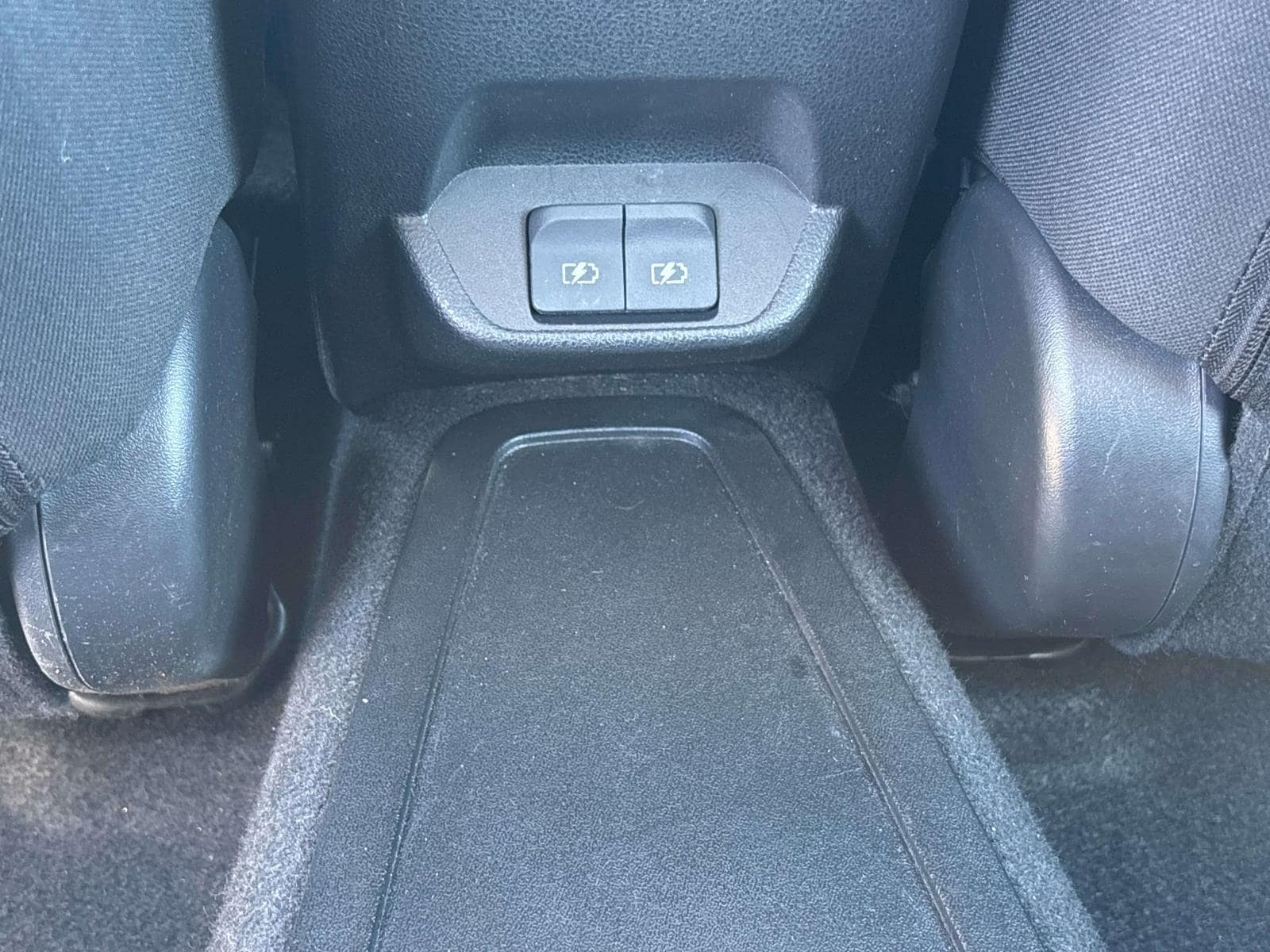 2021 Nissan Leaf S - Photo 11
