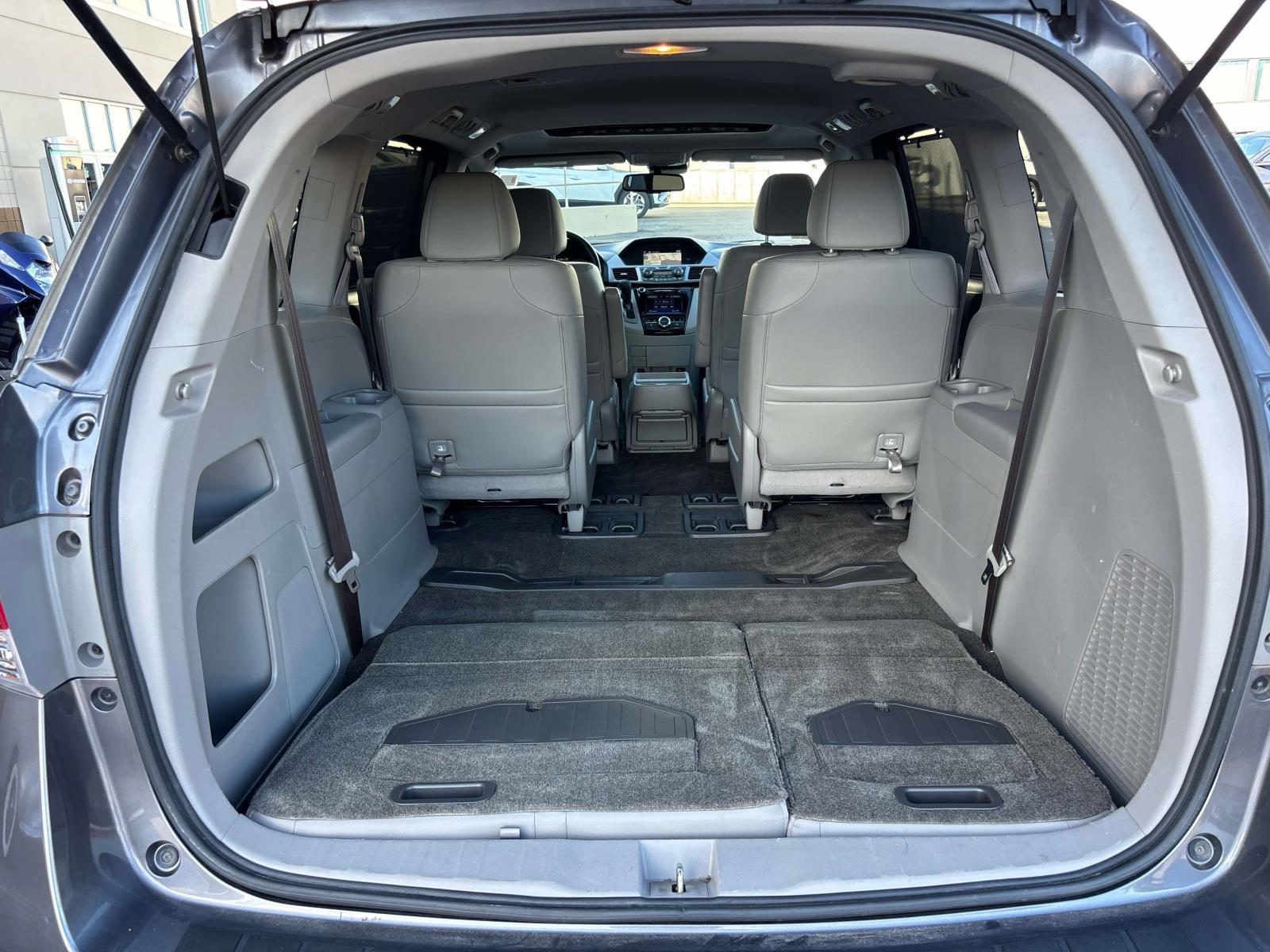 2015 Honda Odyssey EX-L - Photo 17