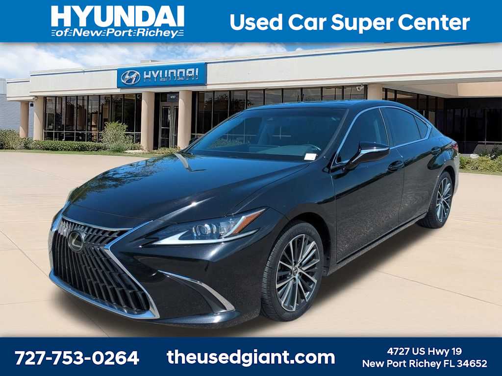 2022 Lexus ES