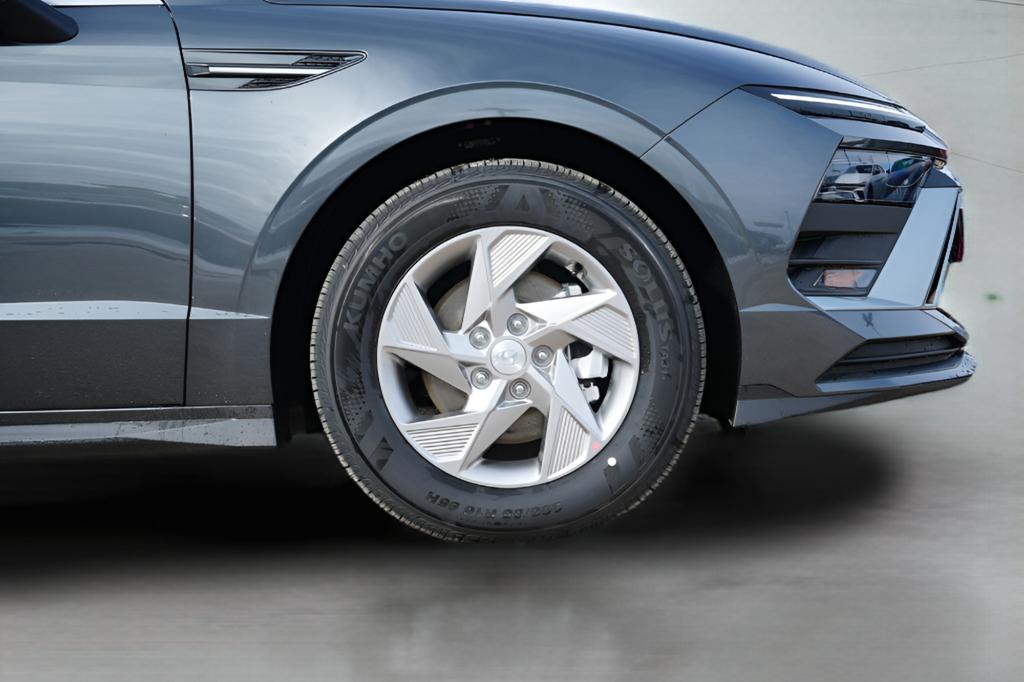 2026 Hyundai Sonata SE - Photo 9
