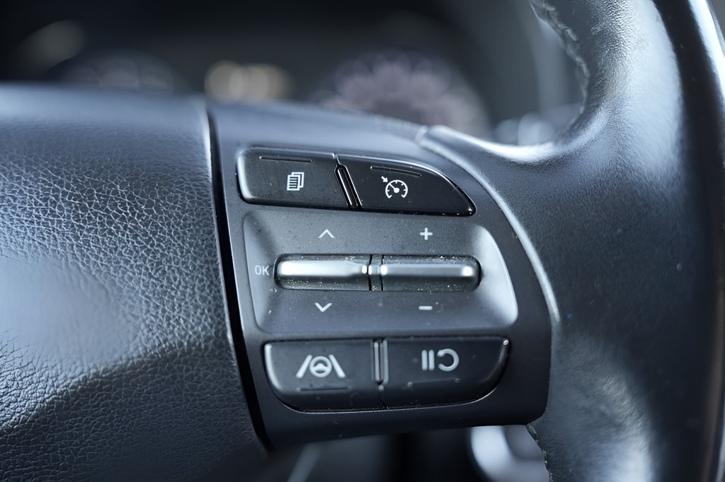 2022 Hyundai Kona SEL - Photo 25